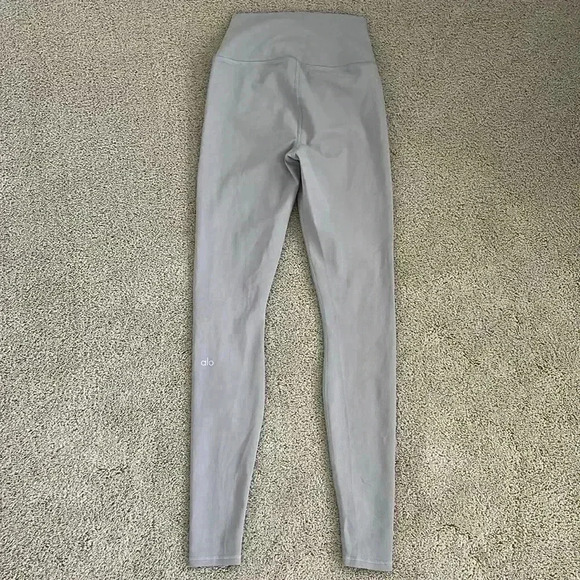 ALO Yoga Ripped Warrior High Waisted Legging NEW - Picture 3 of 6